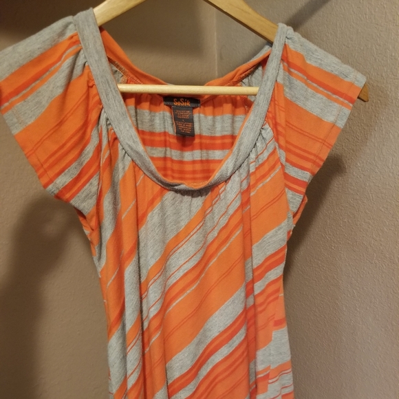 Women's blouse - Picture 1 of 3